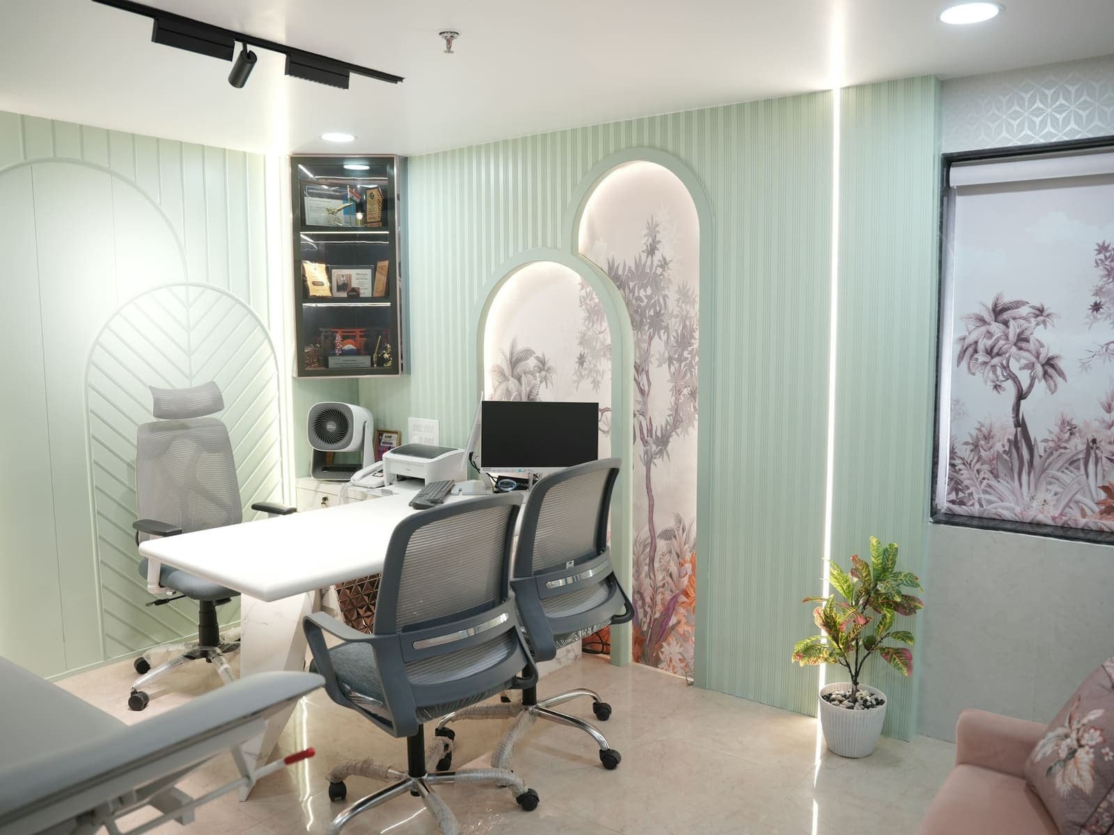 Ilustrasi klinik di lokasi kerja